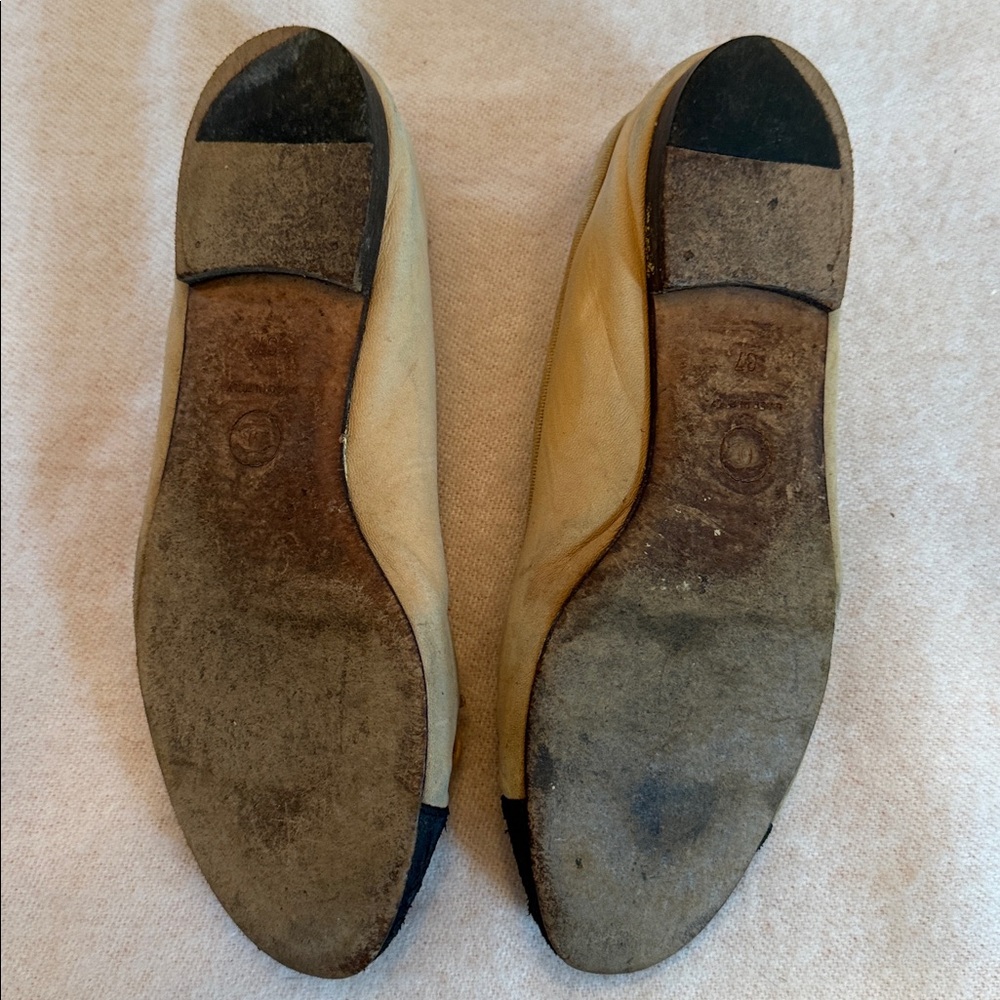 CHANEL Ballet Flats Vintage Classic Tan With Black Toe Cap Flats CC on Toe Cap! - Picture 5 of 11